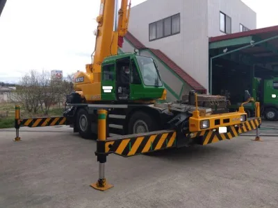 2013 KATO SR-250R 25 Ton ROUGH TERRAIN CRANE (No.J0807) for export from Japan