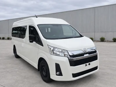 2026 Toyota Hiace Commuter 2.8 Diesel AT High Roof 15-Seater RHD for export from Japan