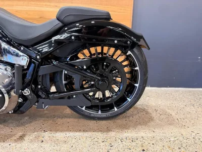 2025 Harley-Davidson Breakout 117 for export from Japan