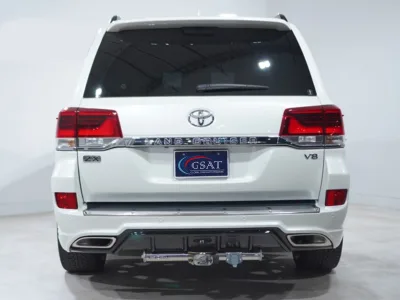 2016 Toyota Land Cruiser 200 4.6 ZX (No.960826) for export from Japan