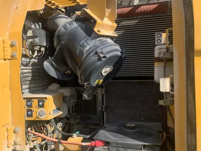 Caterpillar 320D LRR Hydraulic Excavator (No.850798) for export from Japan