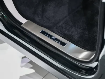2025 ROLLS-ROYCE BLACK BADGE CULLINAN (No.109906) for export from Japan