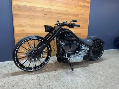 2025 Harley-Davidson Breakout 117 for export from Japan