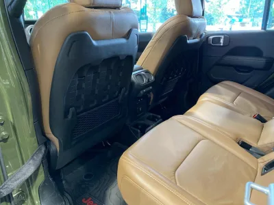2022 GLADIATOR Rubicon 5 Seater SUV (No.840761) for export from Japan