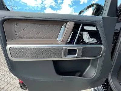 2022 Mercedes-Benz G 400 d AMG Line with Night Package (No.J0597) for export from Japan