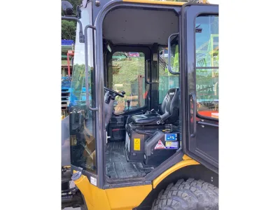 2014 KOMATSU WA30-6 WHEEL LOADER (No.102830) for export from Japan