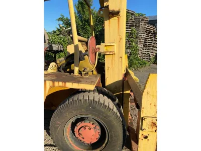 TCM FD100 Diesel-powered 10 Ton forklift (No.J0761) for export from Japan