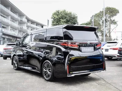 2025 Toyota Vellfire Premium Alphard Executive Pilot Hybrid for export from Japan