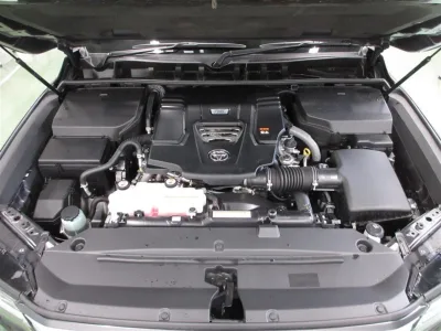 2022 Toyota Land Cruiser 300 ZX 3.3 Diesel Turbo 4WD for export from Japan