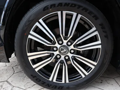 2026 Lexus LX 700h 4WD / Modellista, Mark Levinson & Rear Entertainment JDM for export from Japan