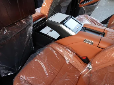 2025 Lexus LX 600 Executive AWD Levinson 4-Seater (No.960732) for export from Japan