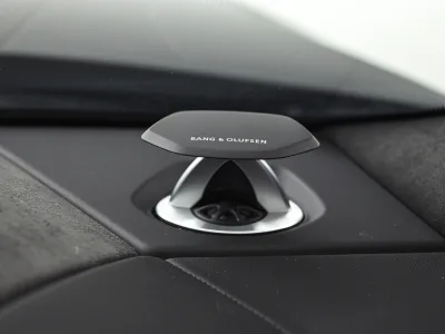 2026 Lamborghini Urus SE 4WD RHD - Nero Helene for export from Japan