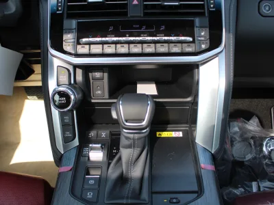 2026 Toyota Land Cruiser 300 VXR-Z Exclusive 3.3L Diesel 4WD for export from Japan