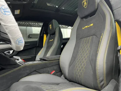 2025 Lamborghini Urus Performante: Unmatched Luxury and Performance SUV (No.960969) for export from Japan