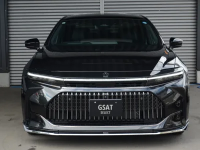 2026 Toyota Crown 2.5 Z THE 70th Hybrid for export from Japan