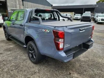 2025 Isuzu D-MAX X-RIDER Pickup (No.480766) for export from Japan
