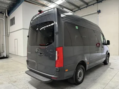 2025 Mercedes-Benz Sprinter 415 Transfer for export from Japan