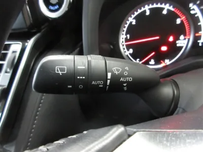 2022 Toyota Land Cruiser 300 ZX 3.3 Diesel Turbo 4WD for export from Japan