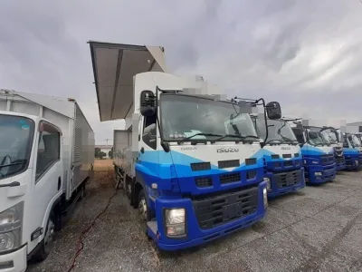 2011 Isuzu Giga large Aluminum Wing LKG-CYJ77A used truck (No.920773) for export from Japan