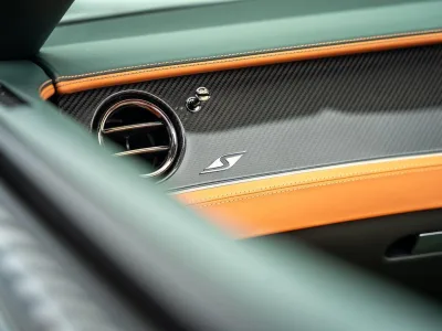 2026 Bentley Continental GTC 4.0 V8 Plug-in Hybrid for export from Japan
