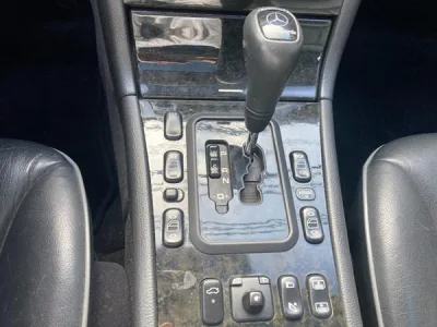 Mercedes-Benz E320 2002 (N0-J0689) for export from Japan