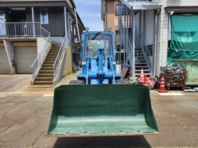 TCM 805 WHEEL LOADER for export from Japan
