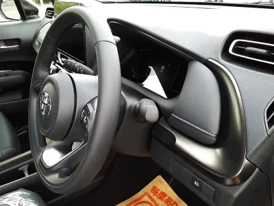 2022 Toyota Aqua Z Safety Sens Right Hand (Clear Beige Metallic) (No.790618) ID 4021 for export from Japan