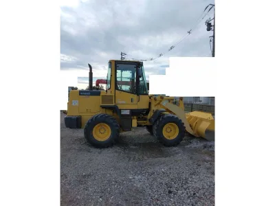 2000 KOMATSU WA80-3 WHEEL LOADER (No.J0840) for export from Japan