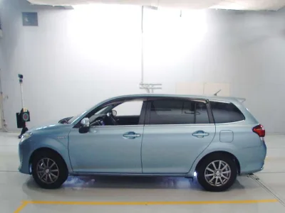2017 Toyota Corolla Fielder Hybrid G Right Hand Automatic  (No.790621) ID 30128 for export from Japan