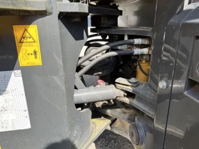 KOMATSU WA100-8 WHEEL LOADER (No.J0803) for export from Japan