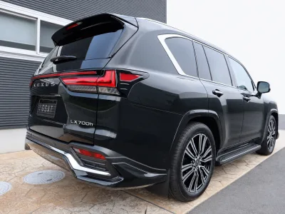 2026 Lexus LX 700h 4WD / Modellista, Mark Levinson & Rear Entertainment JDM for export from Japan