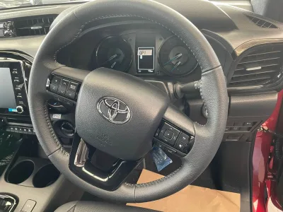 2022 RHD Toyota Hilux double cab ( Pickup ) Rocco 2.8 automatic 4×4 (No.560459) for export from Japan