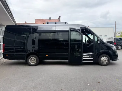 Mercedes-Benz Sprinter 519 CDI VIP / 20+1 Seats, 9-Speed Automatic for export from Japan