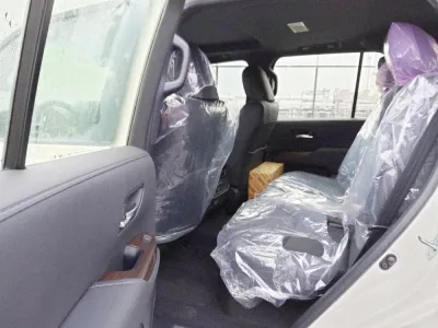 2022 Toyota LC300 diesel GXR high grade with leather and camera  (No.J0598) for export from Japan