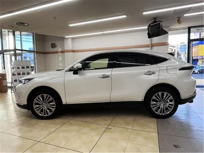 2021 Toyota Harrier Hybrid Z Leather Package Pearl White Crystal Car In (No.790616) ID 53766256 for export from Japan