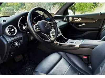 2020 Mercedes-Benz GLC 300 SUV (2.0L inline-4 turbo engine) Left Hand Model (No.680649) for export from Japan