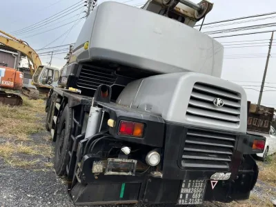 2002 KATO KR-25H-V5 (SR250) 25TON Rough Terrain Crane (No.J0790) for export from Japan