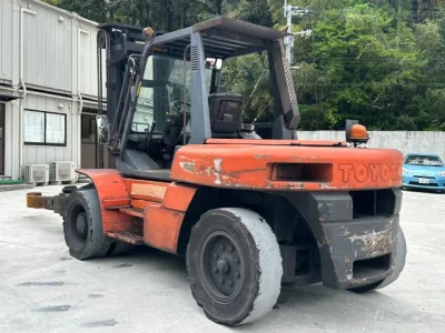 2005 TOYOTA 5FD80 Forklift for export from Japan