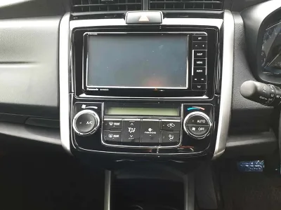 2017 Toyota Corolla Fielder Hybrid G Right Hand Automatic  (No.790621) ID 30128 for export from Japan