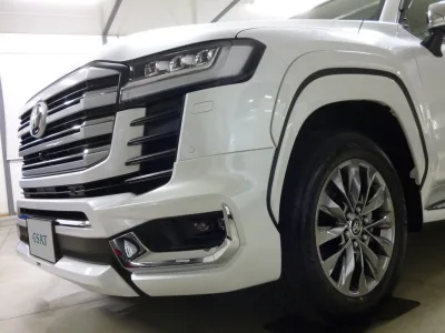 2025 TOYOTA LAND CRUISER LC300 ZX 4WD | MODELLISTA AERO for export from Japan
