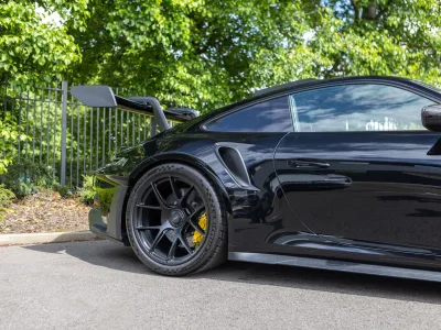 2025 Porsche 911 GT3 RS Coupe (No.114990) for export from Japan