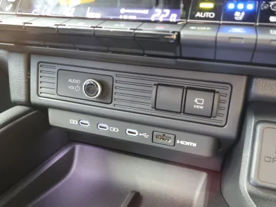 2025 Toyota Land Cruiser 250 VX 4WD – Modellista Package for export from Japan