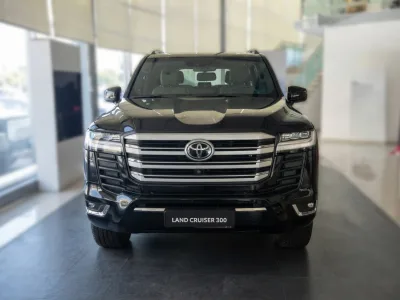 2026 Toyota Land Cruiser 300 ZX 3.5L V6 Petrol 7-Seater