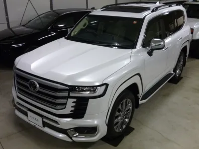 2025 TOYOTA LAND CRUISER LC300 ZX 4WD | MODELLISTA AERO for export from Japan