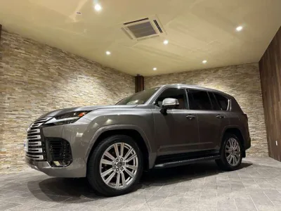 2025 Lexus LX 600 Executive 4WD (Gunmetallic) (R05) (No-960688) for export from Japan