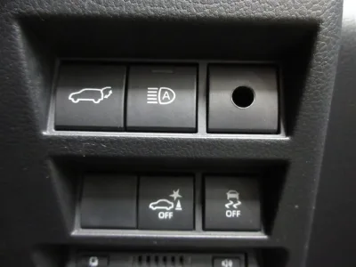 2022 Toyota Land Cruiser 300 ZX 3.3 Diesel Turbo 4WD for export from Japan