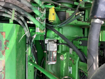 John Deere JD-1450 Combine Harvester for export from Japan