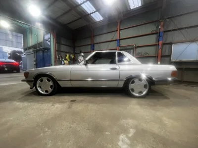 Mercedes-Benz 560SL Coupe (No.J0909) for export from Japan