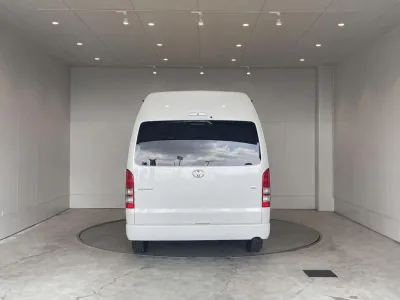 2026 Toyota Hiace Commuter GL 14-Seater 2.8L Diesel Auto for export from Japan