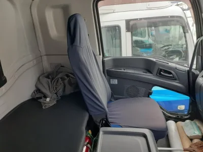 2016 Isuzu Giga large Aluminium wing body truck QPG-CYL77B (No.920772) for export from Japan